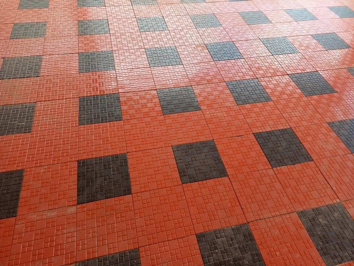 Office complex parking pattern